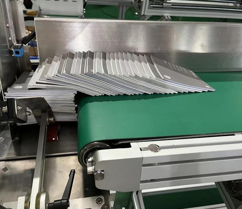 auto books feeder